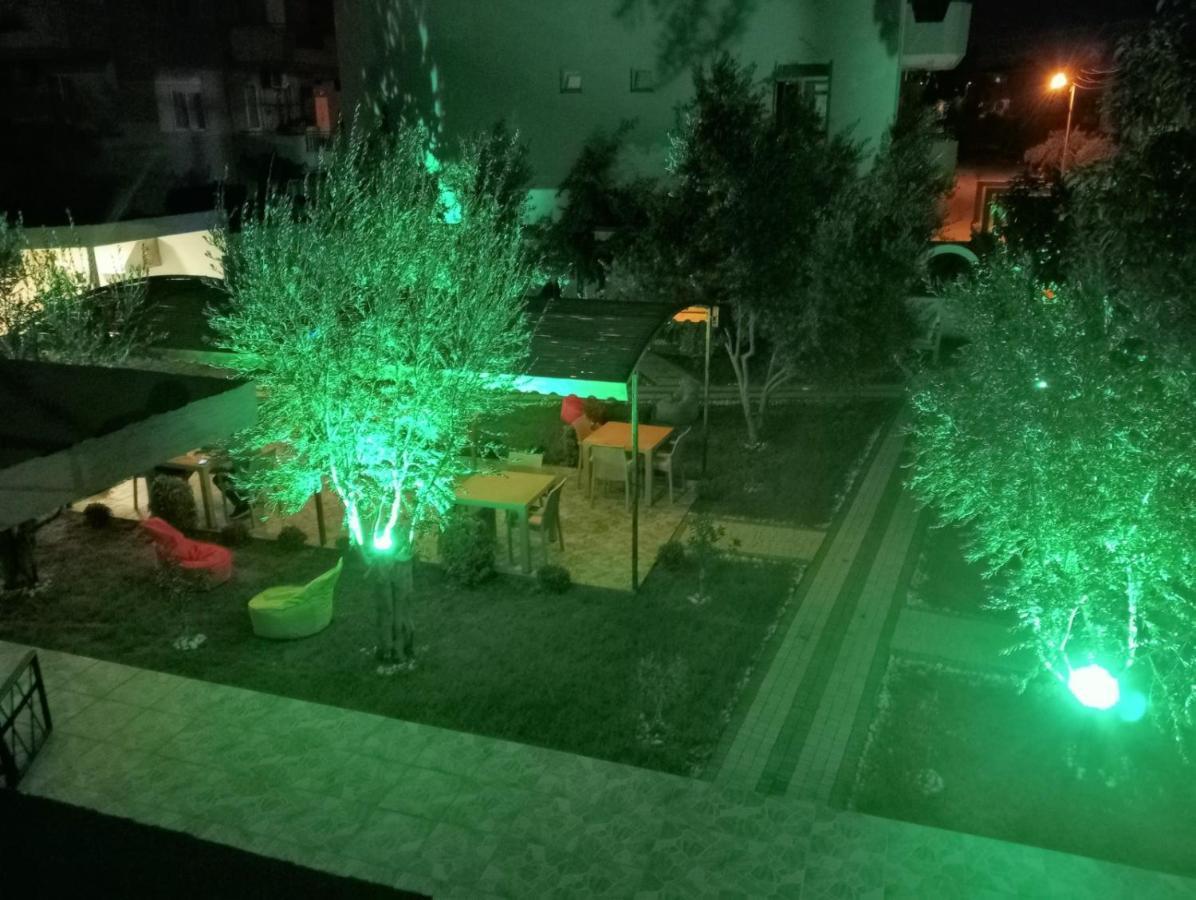 Side Leon Otel מראה חיצוני תמונה
