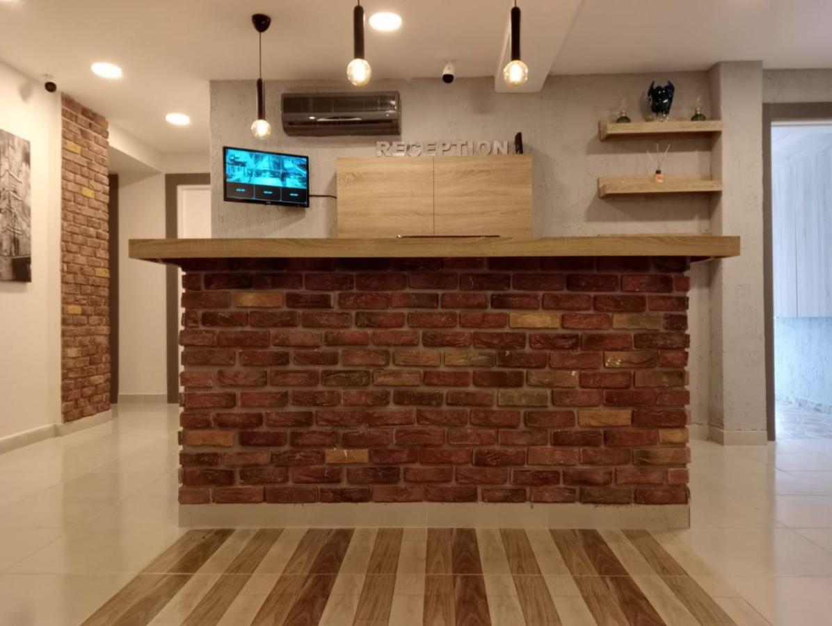 Side Leon Otel מראה חיצוני תמונה